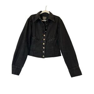 Sostanza Black Jean Jacket. Size Small Stylish short black jean jacket!
